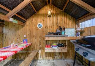 Люкс-шатры Killarney Glamping at the Grove, Suites and Lodges Килларни Romantic Glamping Suite-12