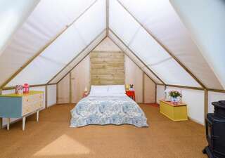 Люкс-шатры Killarney Glamping at the Grove, Suites and Lodges Килларни Romantic Glamping Suite-21
